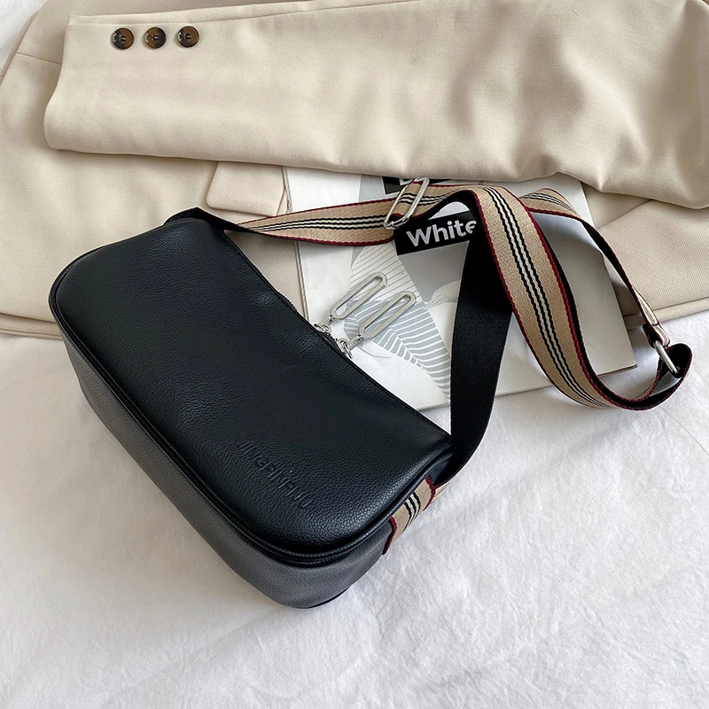 

Solid Color Shoulder Bags 2021 Classical Simple Soft PU Leather Small Crossbody Bags Casual Red Women's Bag Wide Shoulder Strap