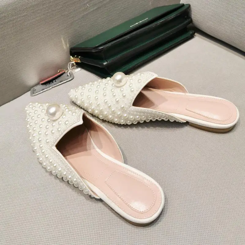 

Flats Slippers Female Summer 2021 New Pearl Half Slipper Pointed Flat Mules Shoes Woman String Bead Slides Genuine Leather Shoe