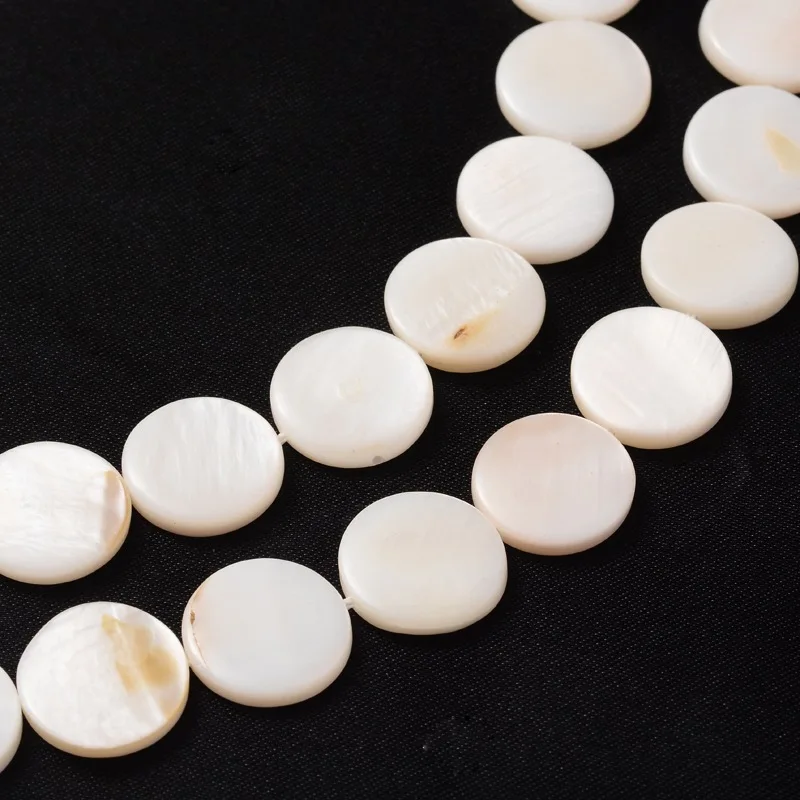 28pcs/strand Natural White Shell Beads Mother of Pearl Shell Beads Loose Flat Round Shell Chip Charms Beads For  Jewelry Making