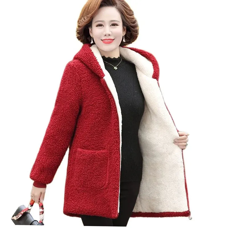 6XL Middle-aged Elderly Women\'s Lamb Wool Coat 2021 New Winter Plus Velvet Cotton Jacket Loose Mid-length Female Hooded Overcoat