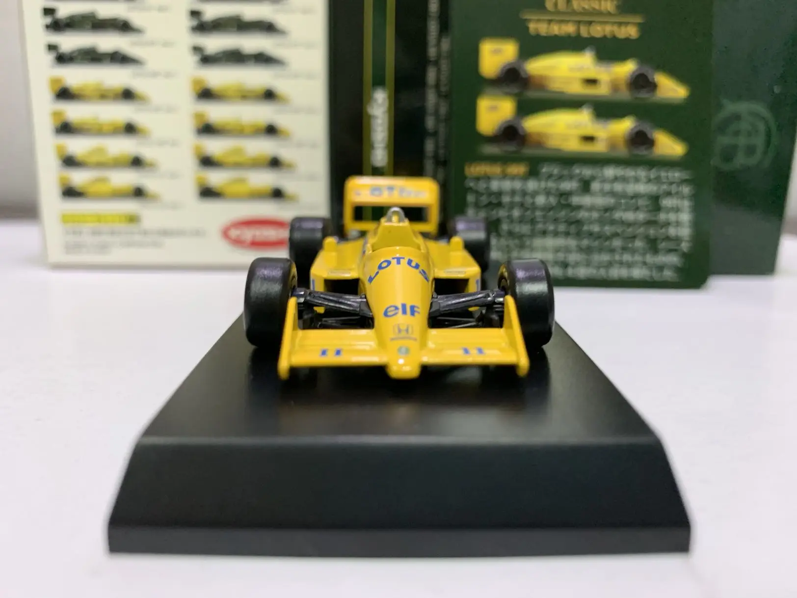 kyosho-1-64-loto-99t-11-raccogli-modello-di-carrello-da-corsa-f1-in-lega-pressofusa
