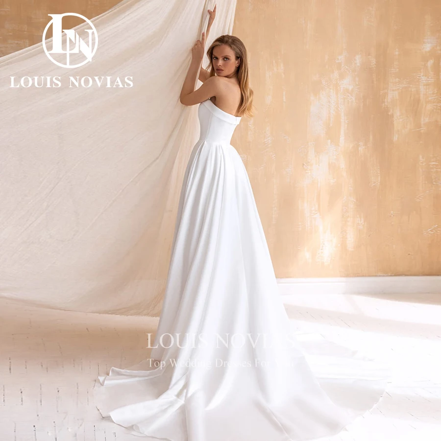 LOUIS NOVIAS Satin A-Line Wedding Dress Sexy Elegant Simple Ruched Backless Bridal Gown Sweetheart Sleeveless Vestito Da Sposa