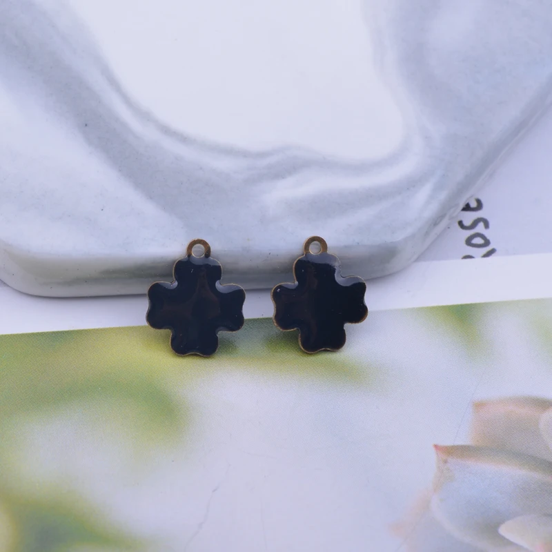 30 Stück 10*12mm Kupfer-Kreuzanhänger mit beidseitiger Beschichtung für Ohrringe, Halsketten und Emaille-Anhänger – Detail 5