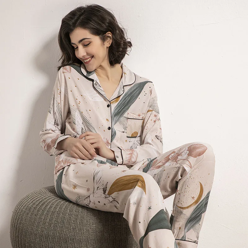 Starry Sky And Floral Printed Women Pajamas Set Comfort Viscose Full Sleeve Homewear Ladies Tender Casual Wear For Spring