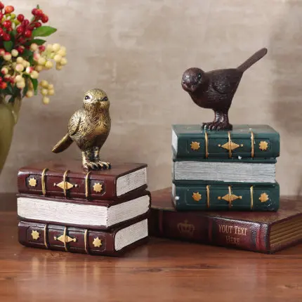 

European-style retro resin crafts study room living room desktop decoration ornaments bird book book by bookend furnishings