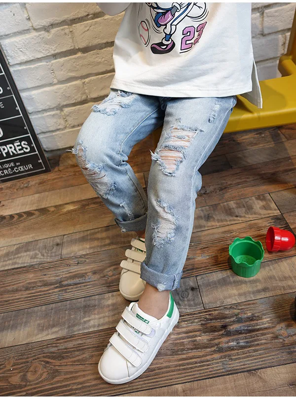 Spring Autumn Girls Ripped Jeans Spring Summer Korean Style Trend Denim Trousers for Boys Children Distrressed Hole Pants