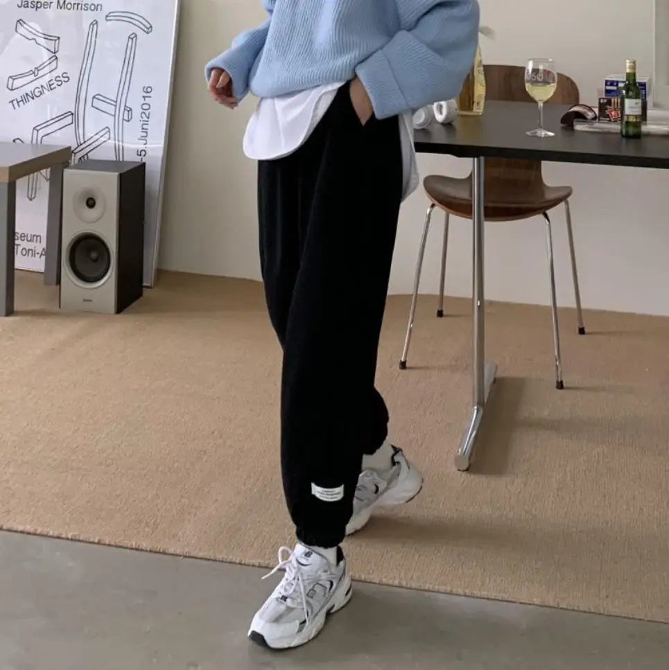 2021 frauen Rose rot Grau Dicke Warme Hosen Dame Lose Plus Samt Sport Jogginghose Weiblich Workout Hosen Herbst Winter Hosen