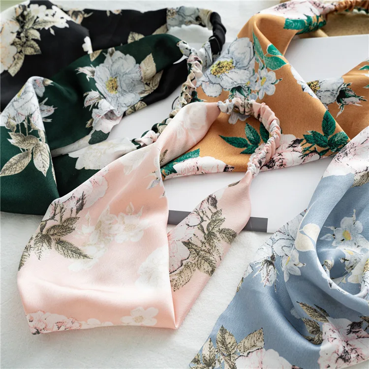 Women Elastic Floral Hair Scarf Headband Triangle Head Kerchief Head Scarf Silk Like Satin / Cotton Blend Fabric Hair Bandanas