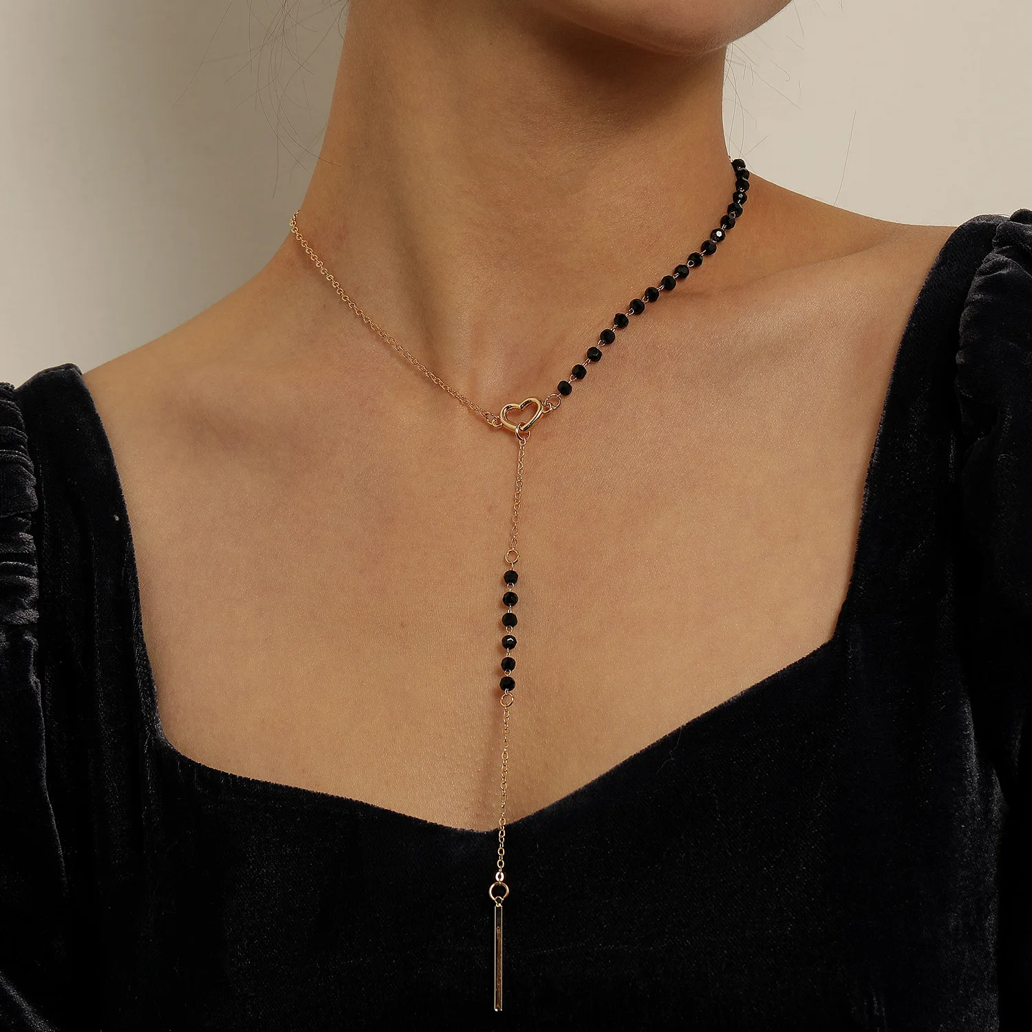 Black Glass Beads Tassel Pendant Necklace for Women Clavicle Chain Gold Silver Color 2021 Fashion Jewelry Short Necklaces Female