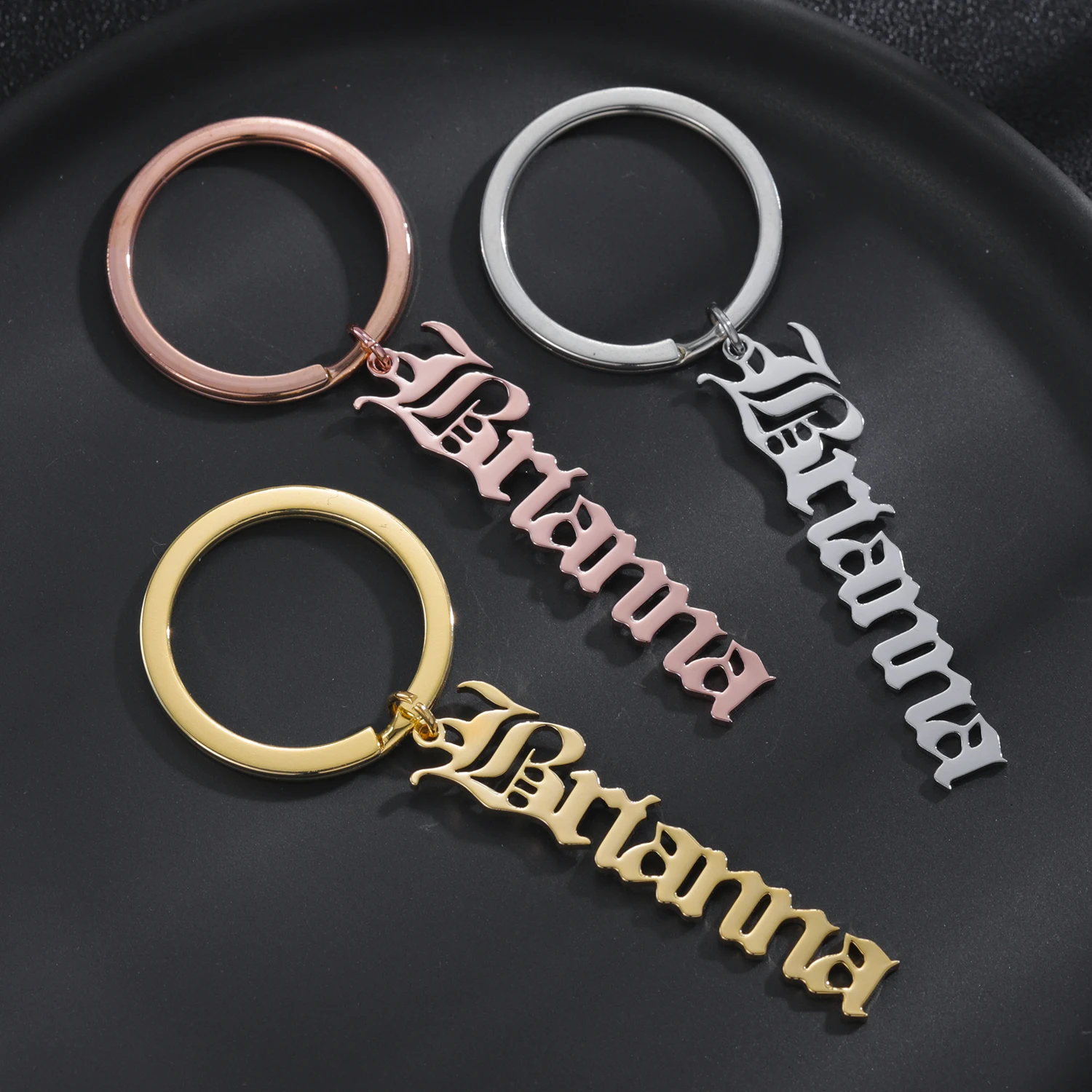 

Personalized Name Keychain For Women Customized Name Stainless Steel Gold Nameplate Keychains Family Friends Jewelry Gifts