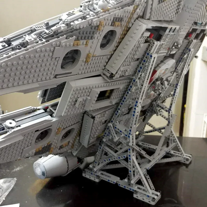 Auf Lager Millennium Stand Display Moc Falcon vertikale Anzeige kompatibel mit Lego Lepin blocks Ziegel blockiert Spielzeug