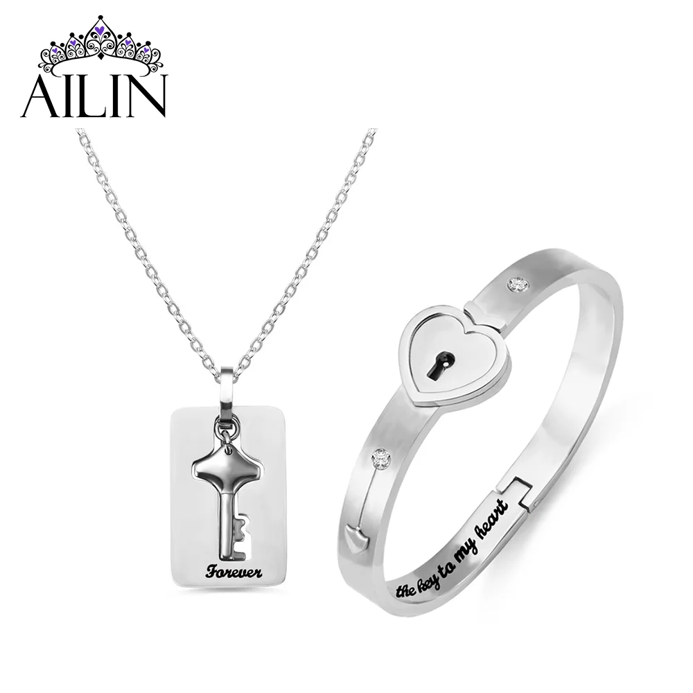 

AILIN Dropshipping Personalized Couple's Bracelet and Key Necklace Set in Rose Gold Color Special Gift Jewelry for Woman Mother