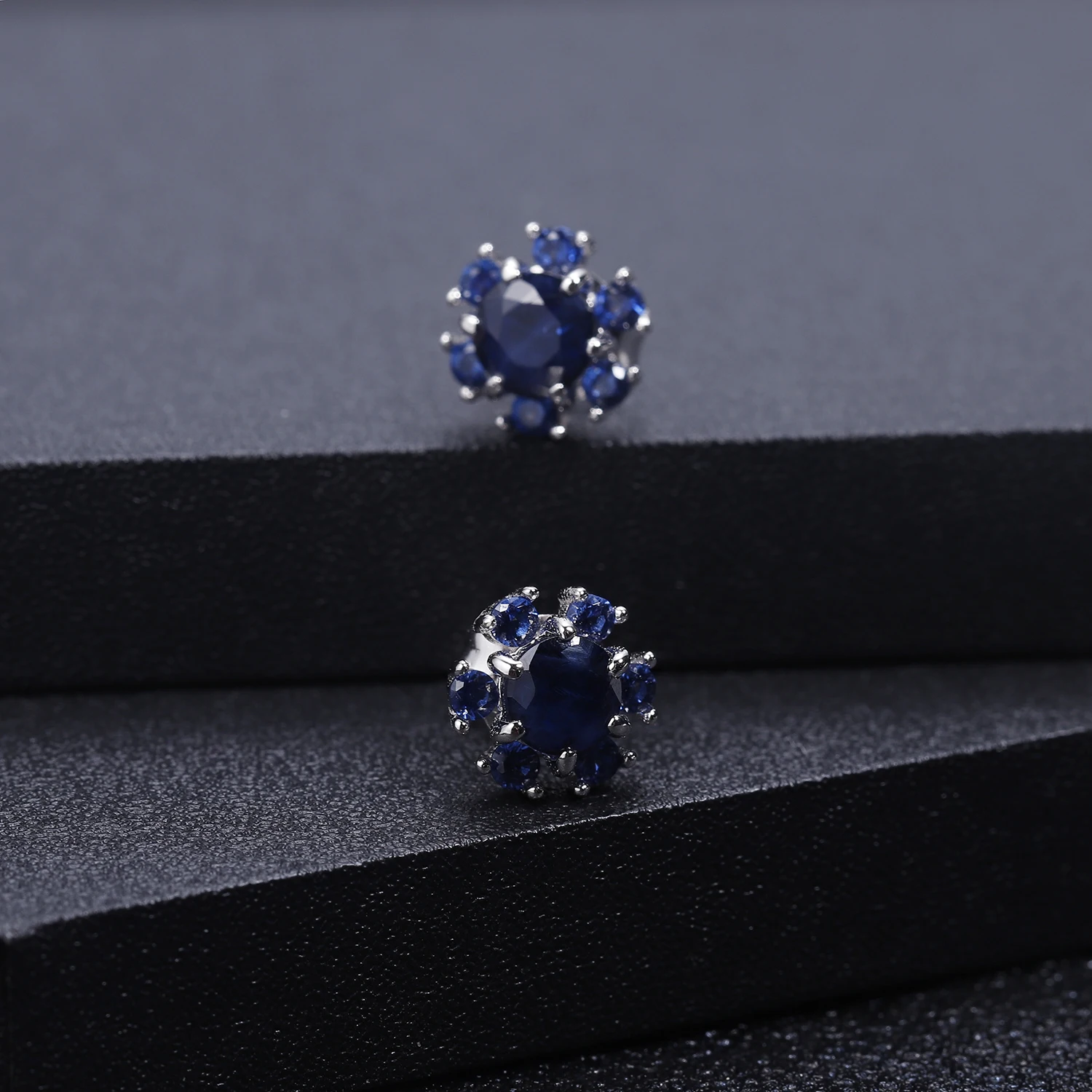 GEM'S BALLET 1.41Ct Natural Diffusion Sapphire Gemstone Earrings 925 Sterling Silver Flower Stud Earrings for Women Fine Jewelry