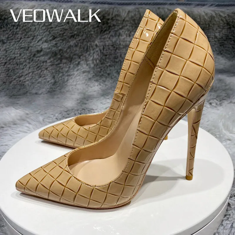 

Женские туфли на очень высоком каблуке Veowalk, бежевые, в клетку, с тиснением, с острым носком, модные дизайнерские туфли-лодочки