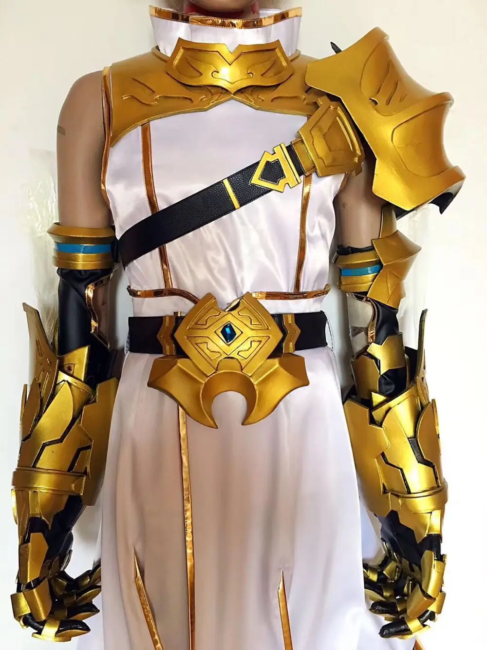 

Custom wearable armor film and television general ares armor movie stage show costume