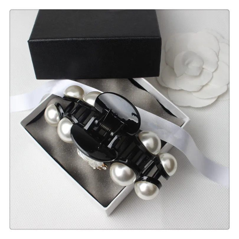 New Pearl Camellia Hair Claw Clip Hairgrip Top-grade Acrylic Flower Decoration Hair Accessories Shark Clip Hair Clamps Wholesale