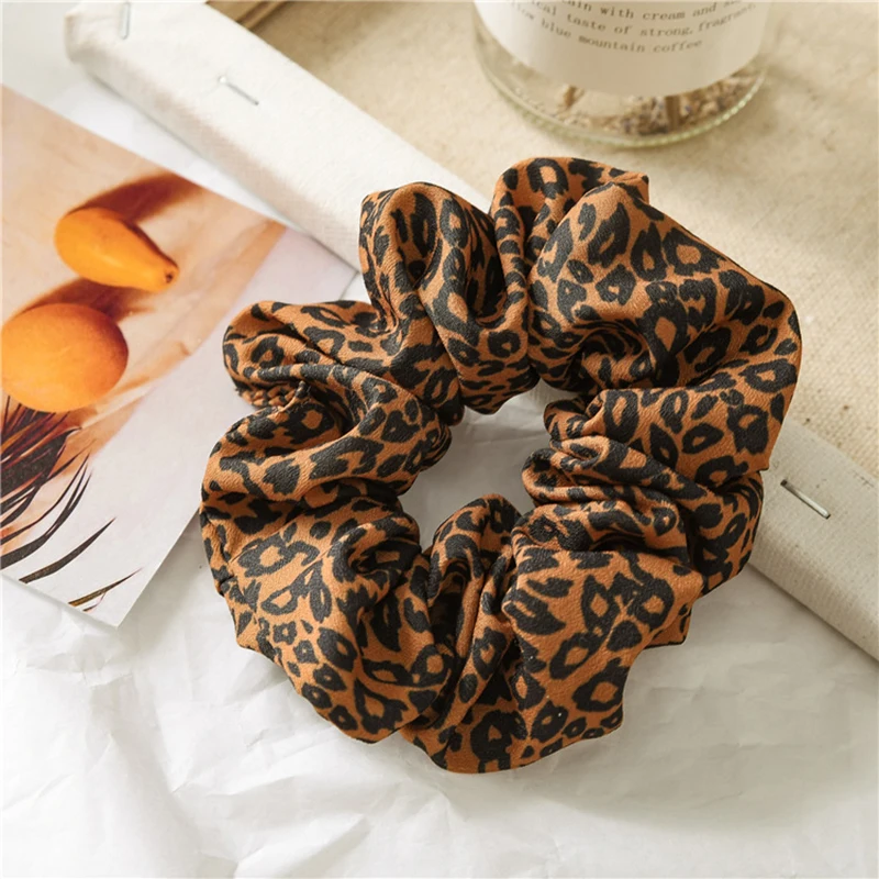 Leopard Hair Scrunchies Stretchy Scrunchie Women Elastic Hair Bands Girls Headwear Animal Print Ponytail Holder Rubber Hair Ties