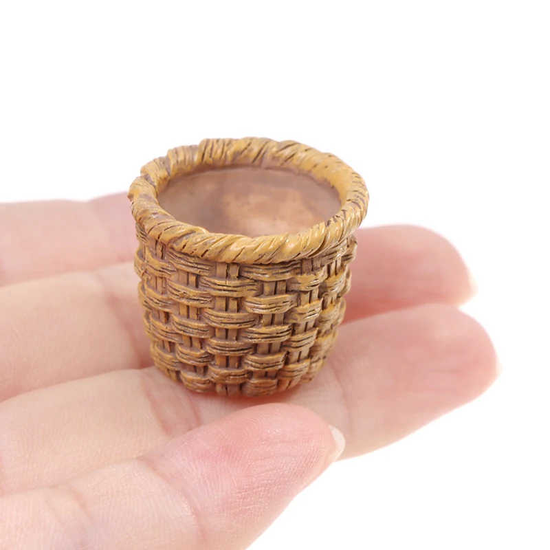 2pcs 1/12 Mini Cute Dollhouse Rattan Frame Hand-woven Vegetable Food Storage Basket Dolls Miniature Decoration