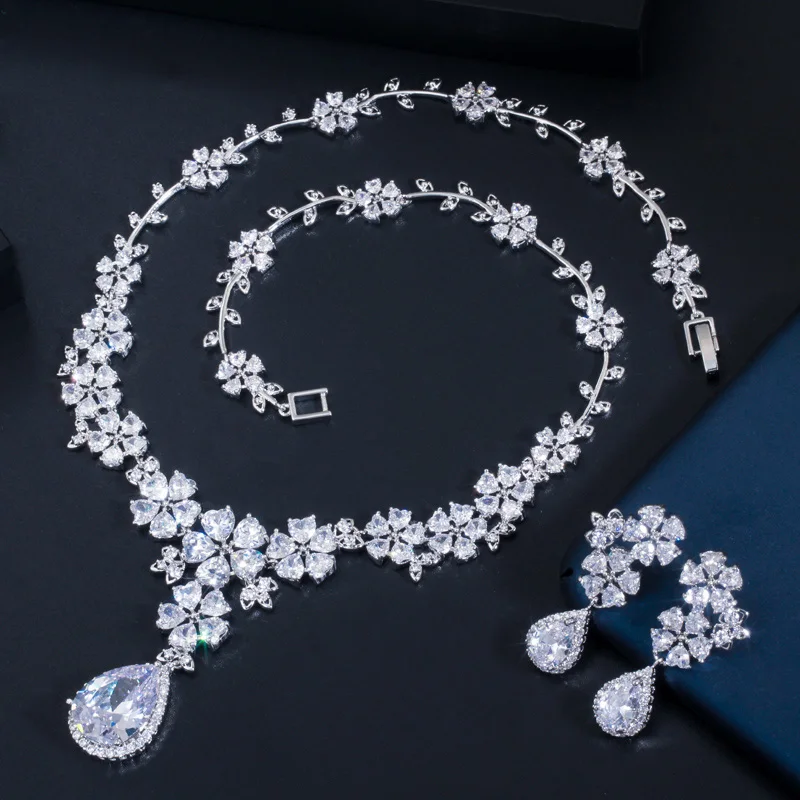 CWWZircons 2023 New Fashion Bridal Flower Necklace and Earrings Cubic Zirconia Women Wedding Jewelry Sets for Brides T108