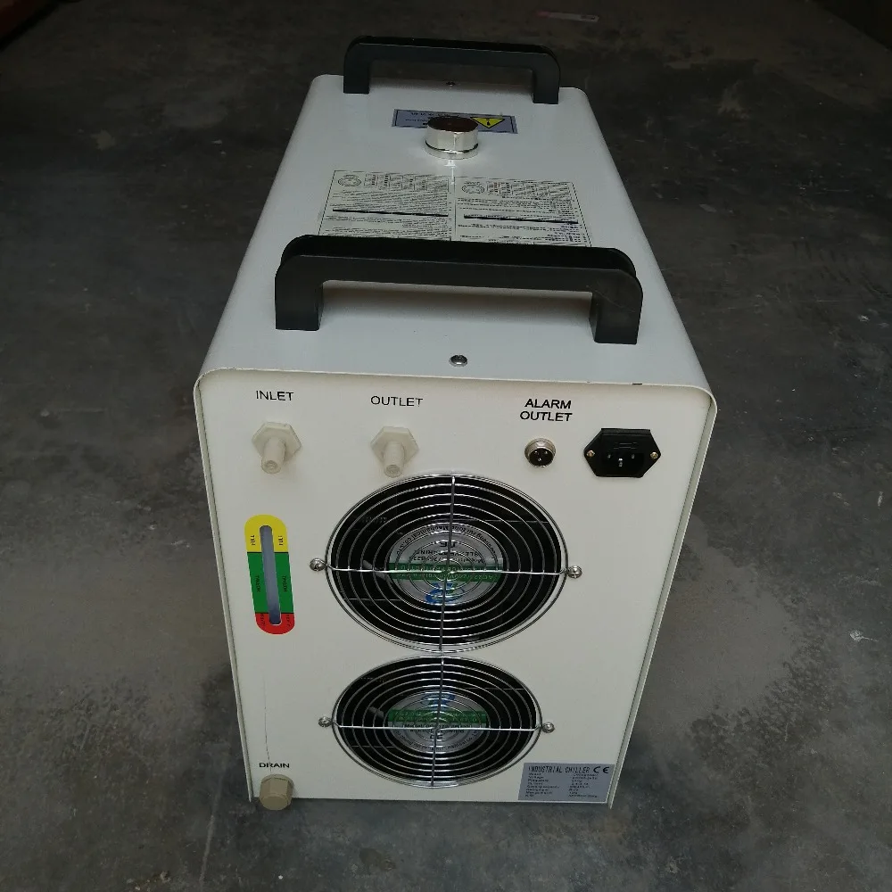 Raffreddamento del refrigeratore d'acqua industriale CW5200 di vendita calda di trasporto libero per tubo laser da 100 W 150 W