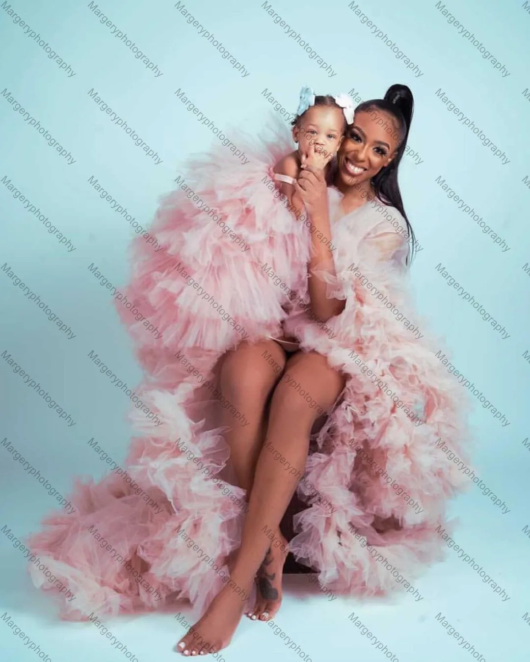 Mother And Kids Fluffy Tulle Dress To Photo-shoot Blush Pink Tiered Ruffles Baby Shower Robe Mom And Daughter Summer Party Gowns