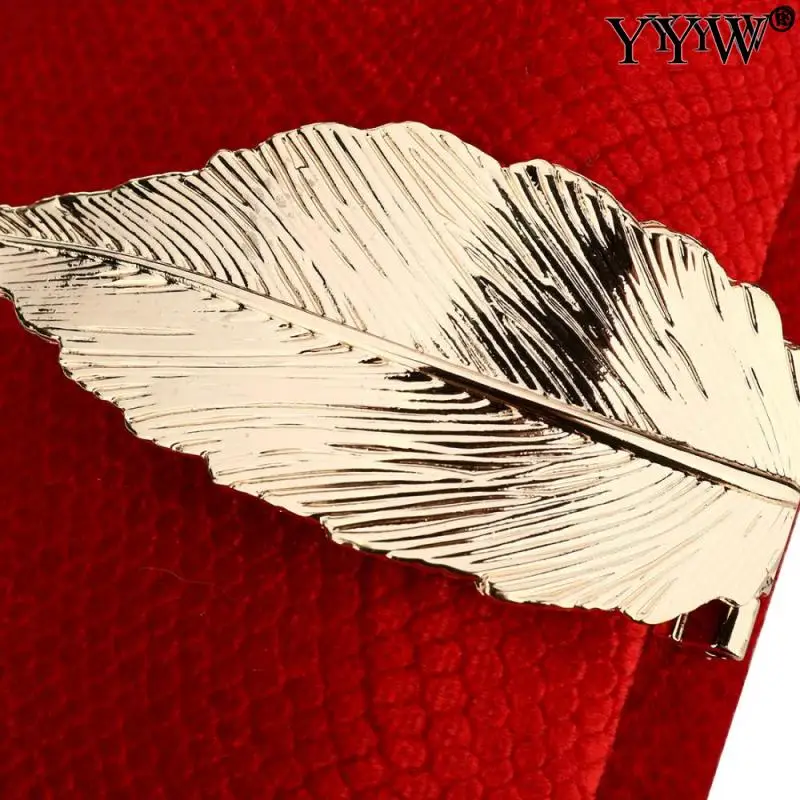 Elegant 2021 Women Velvet Clutch Bag Luxury Exquisite Vintage Mini Wallet Purse For Ladies Party Wedding Handbag Evening Bag