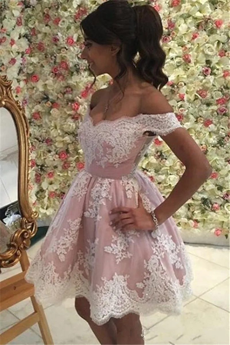 Vestido corto de fiesta para niñas, minivestido rosa sin hombros, línea A, de regreso A casa, con apliques de encaje, 2020