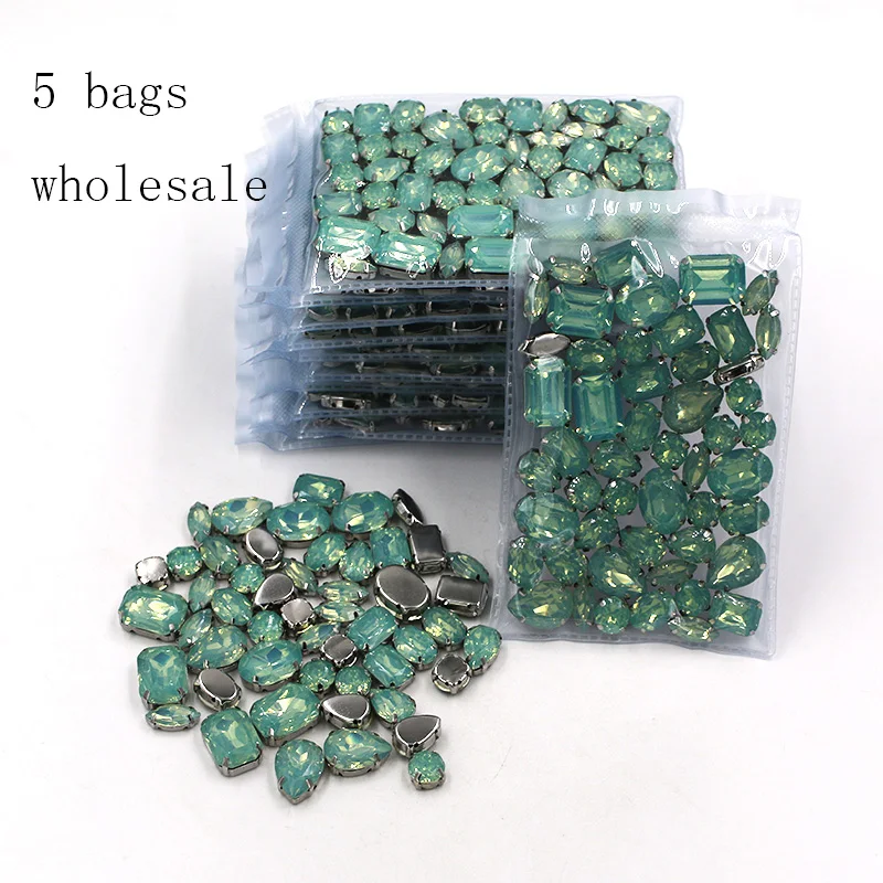Nuovo Commercio All\'ingrosso 5 sacchetti di forma mista di Oliva verde di strass In Resina argento base cuce sul strass per gli accessori di