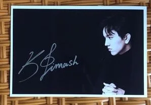 

Random 2 Pieces Dimash Kudaibergen Autographed Signed Photo 15X10cm Popular Music Kazakhstan Male Singer Art Star