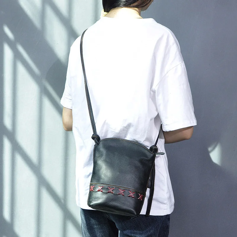 Trend Genuine LEATHER Famous Brand Luxury Ladies Small Purse and handbag Shoulder bag Women Designer female elegant bag 109