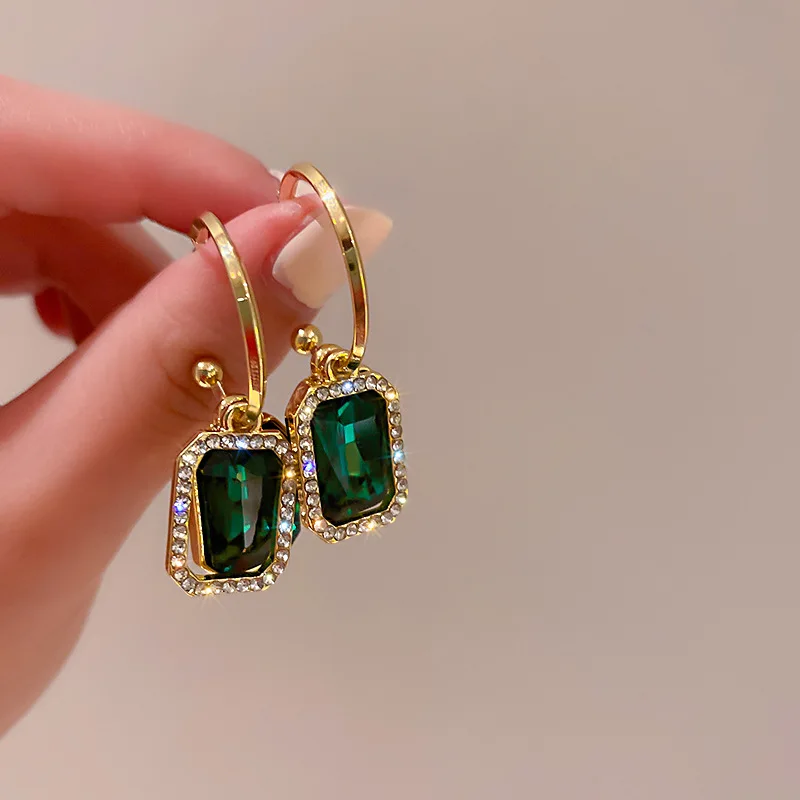 New Korean Fashion Temperament Elegant Green Crystal Geometry Drop Earrings for Women Girls Lady Party Jewelry Gift