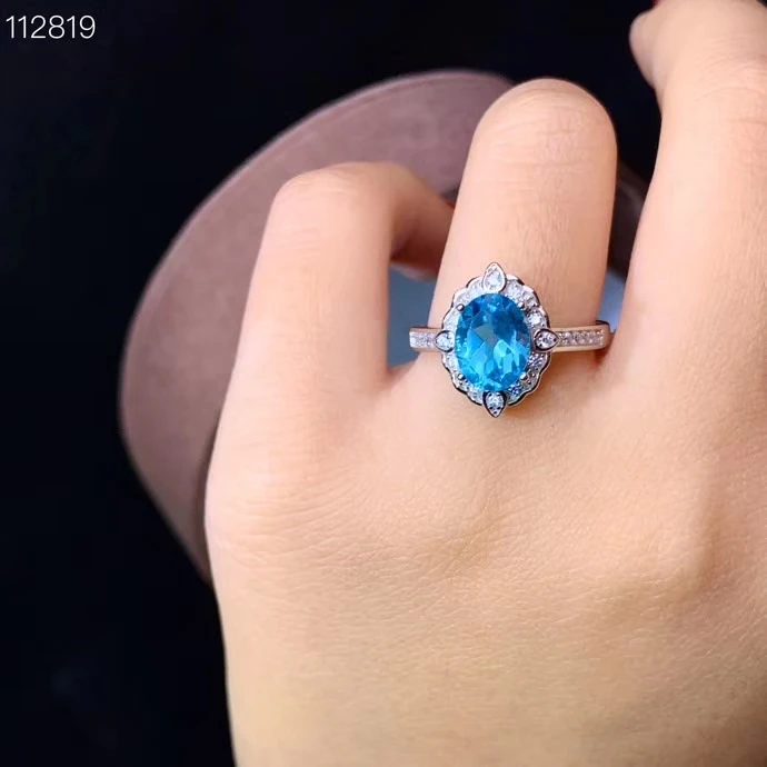

Кольцо женское из серебра 925 пробы, с прозрачным голубым топазом, 7 Х9 мм