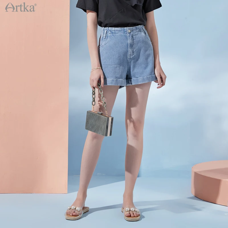 ARTKA 2021 Summer New Women Shorts Fashion Casual High Waist Blue Denim Shorts A-Line Straight Short Jeans With Pocket KN29011X