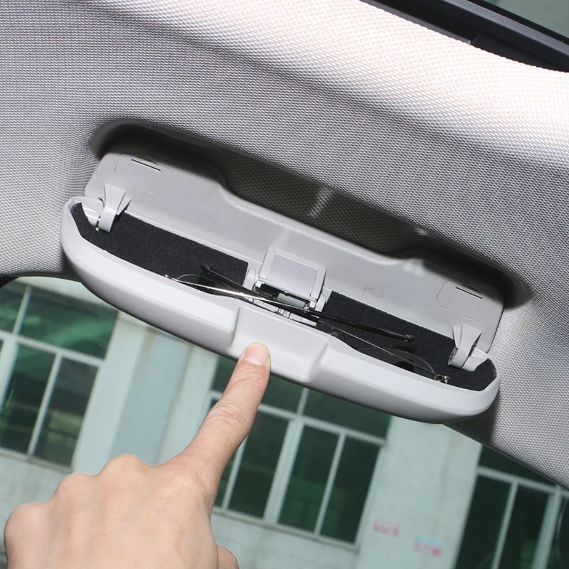 

Car Styling Car Glasses Box Storage Holder Sunglasses Case For Audi A1 A3 A4 A5 A6 Q5 TT Q7 Q3 R8 S3 S5 S6 S7 Auto Accessories