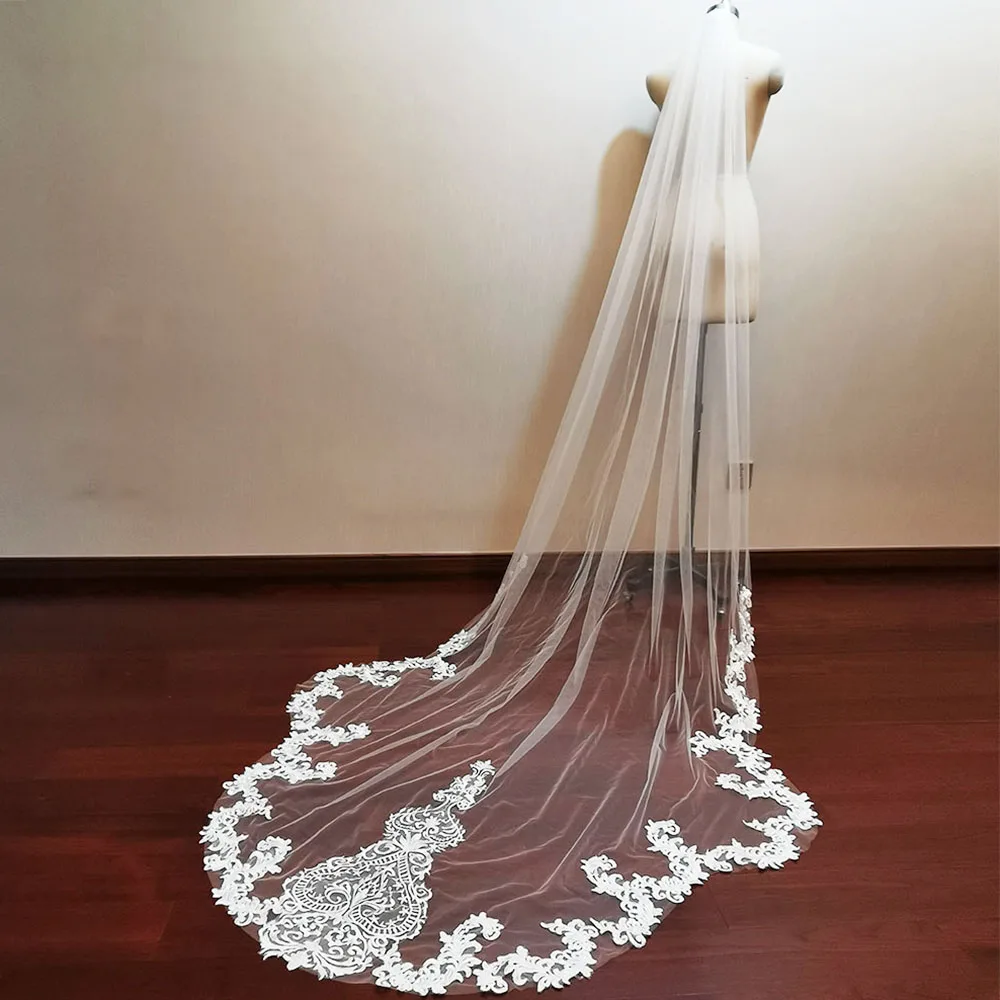 New Arrival Scallop Edge 3 Meters Long Lace Wedding Veil Real Photos Ivory Bridal Veil with Comb Wedding Accessories