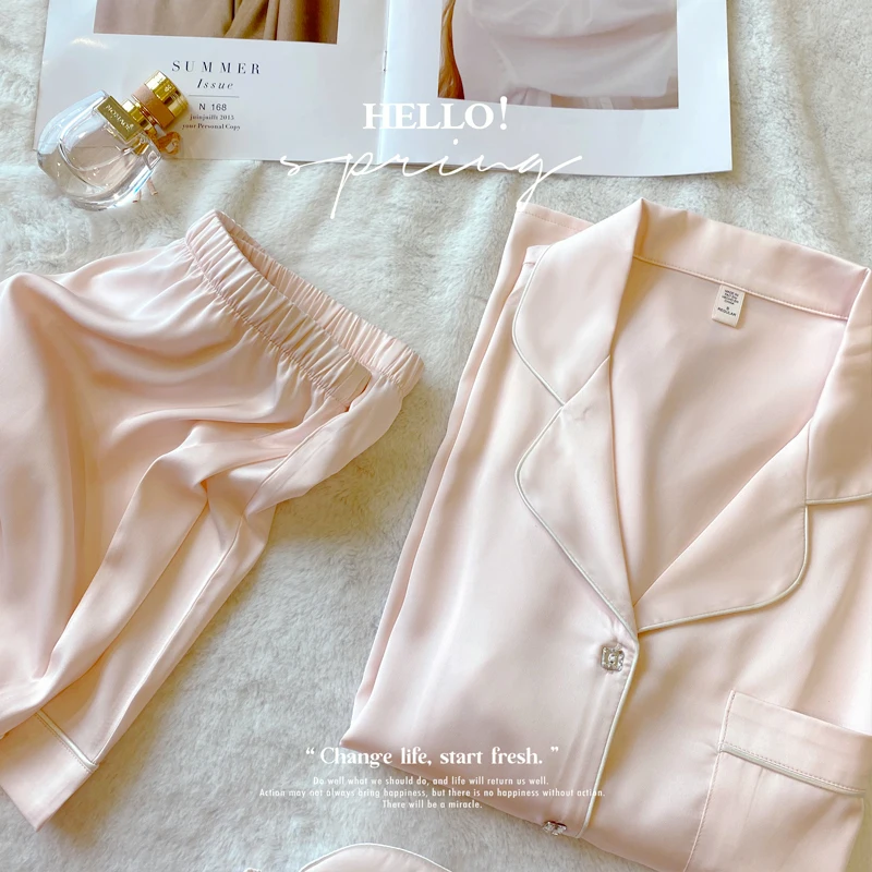 

Minimalist Temperament Silk Pajama Suit 2021 New High Quality Pajamas Women's Short Sleeved Home Clothes Set