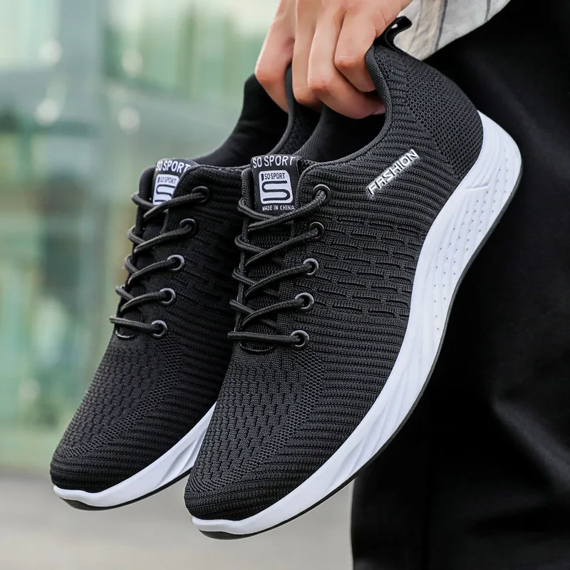 New Soft Sole Running Breathable Outdoor Sports Shoes Lightweight Sneakers For Men Comfortable Athletic Training Footwear