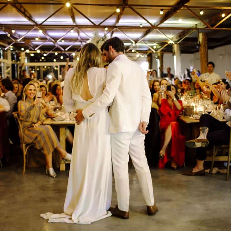 Vestido de novia de gasa de corte en A con cuello en V, mangas largas nupciales, de talla grande, hecho A medida, Simple, playa, elegante, ilusión de espalda dividida, 2021