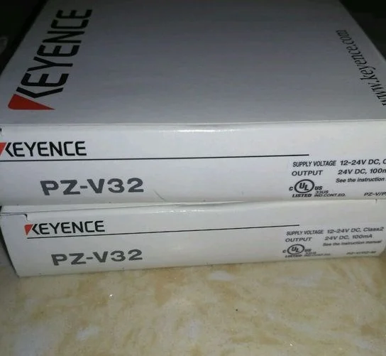 

New Keyence PZ-V32 Sensor in box