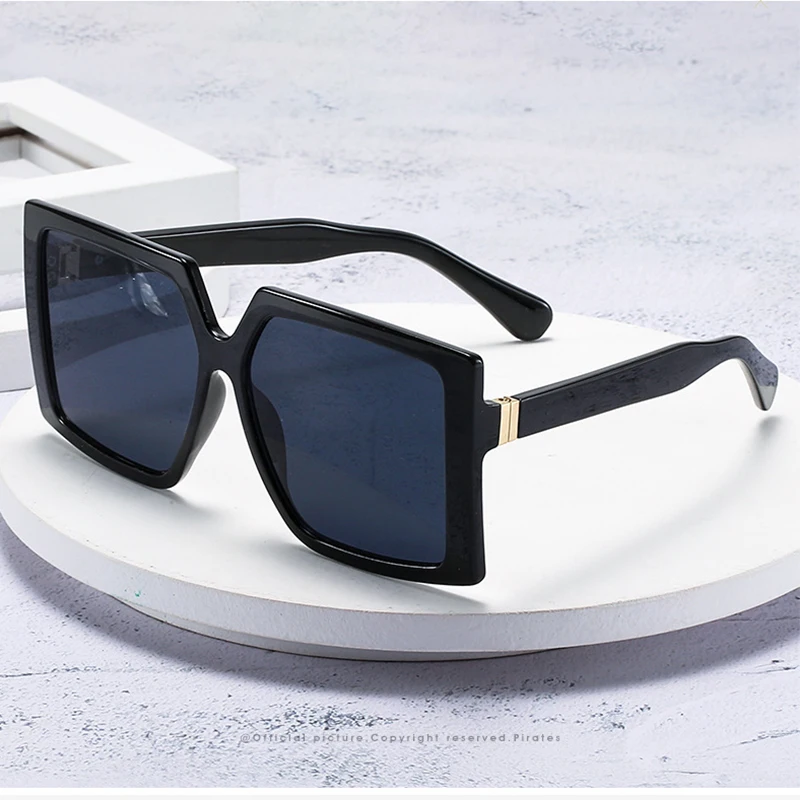 Square White Fashion Sunglasses Women Luxury Brand Oversized  display picture 1