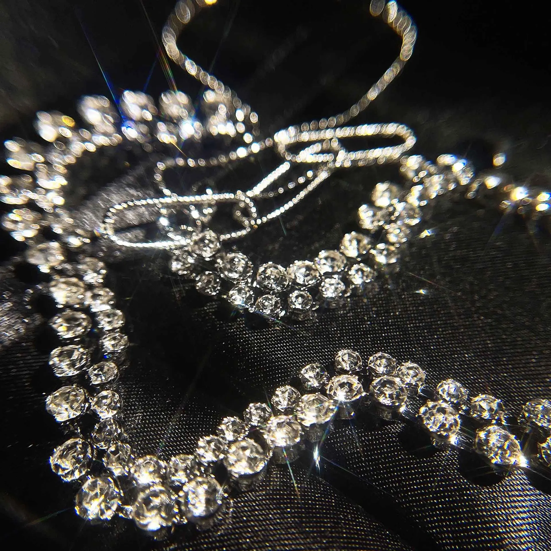 2023 New Trend Metal Stitching Chain Necklaces Inlaid Bright Shiny Zircon Retractable Choker Necklace Fashion Punk Jewelry