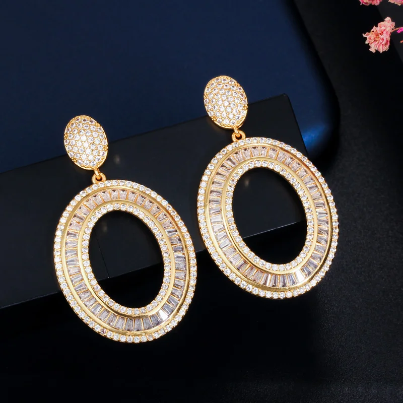 CWWZircons Full Cubic Zirconia Paved Glitter Yellow Gold Color Round Dangle Drop Earrings for Women Bridal Wedding Jewelry CZ598