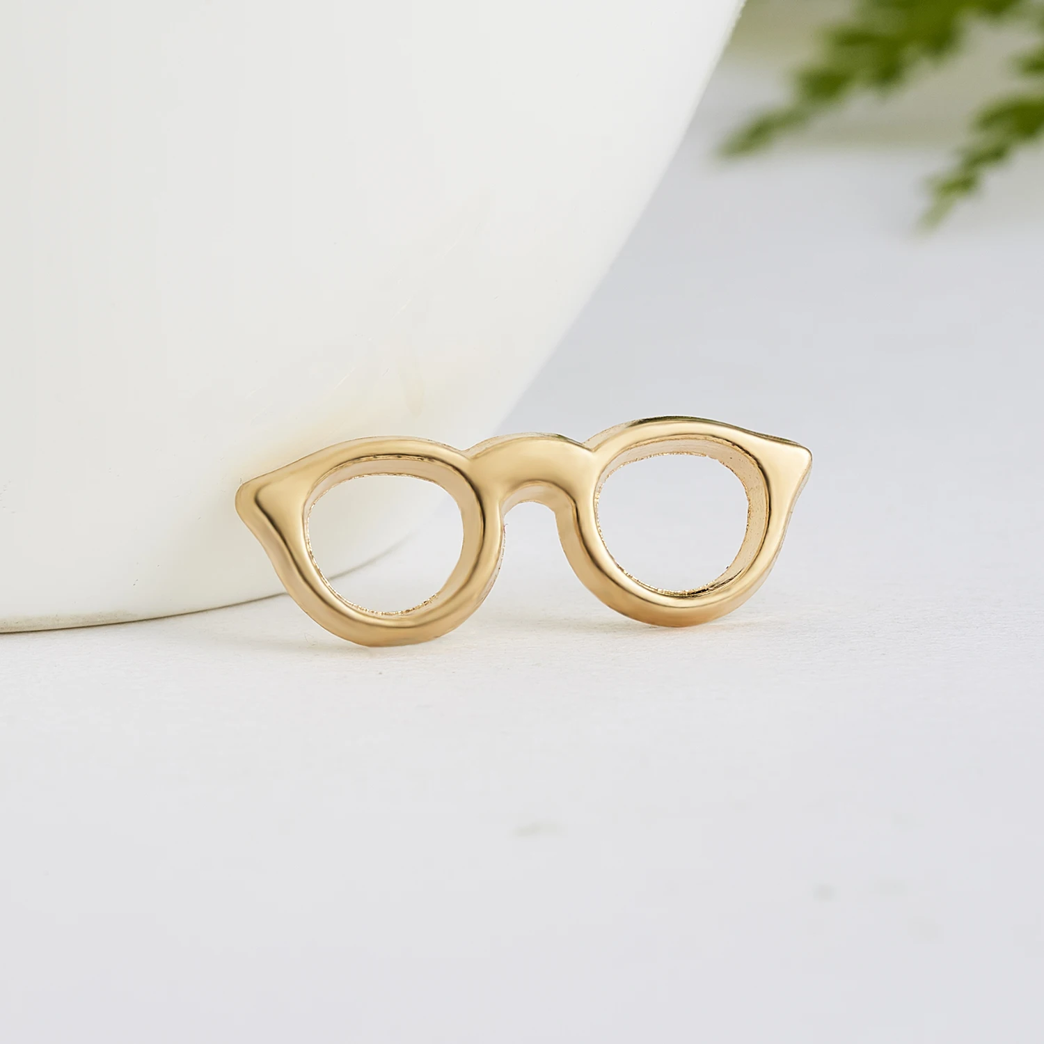 Rinhoo Fashion Alloy Women Men Enamel Brooches Pin Glasses Sunglasses Frame Scissor Aircraft Airplane Badge Lapel Button Jewelry