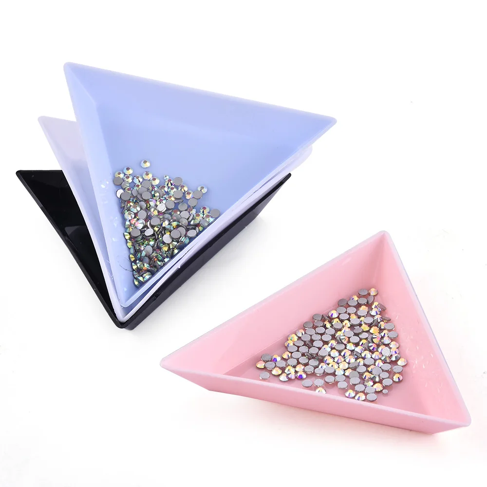 Triangle Plastic Rhinestone Nail Art Storage Box Plate Tray Holder Container Jewelry Glitter Cup DIY Decoration Dotting Tool