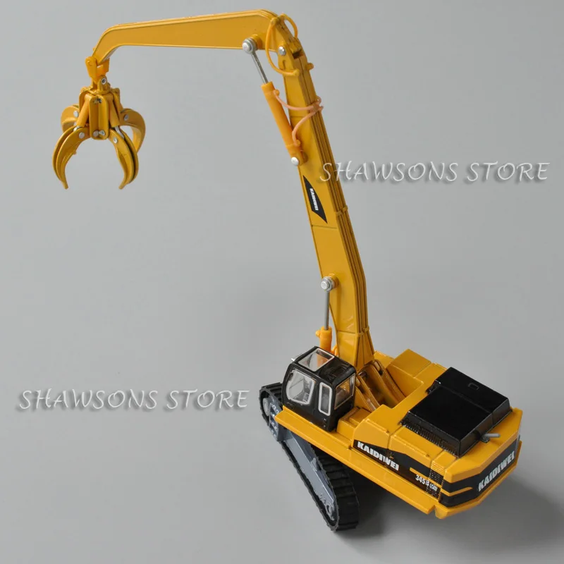 1:87 Scale Diecast Metal Material Handling Vehicle Model Toy Grab & Magnet Crawling Crane Miniature Truck Replica Collectible