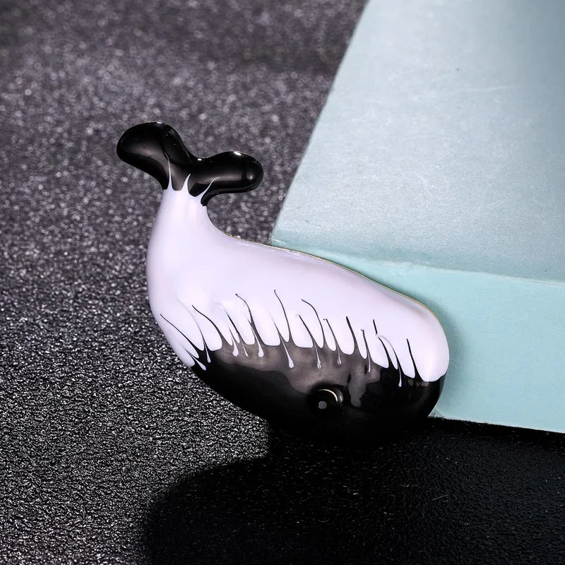 Zlxgirl Blue mix color Enamel whale animal brooch jewelry for men fashion punk Hijab Pins Clothes Suit Accessories hats pins