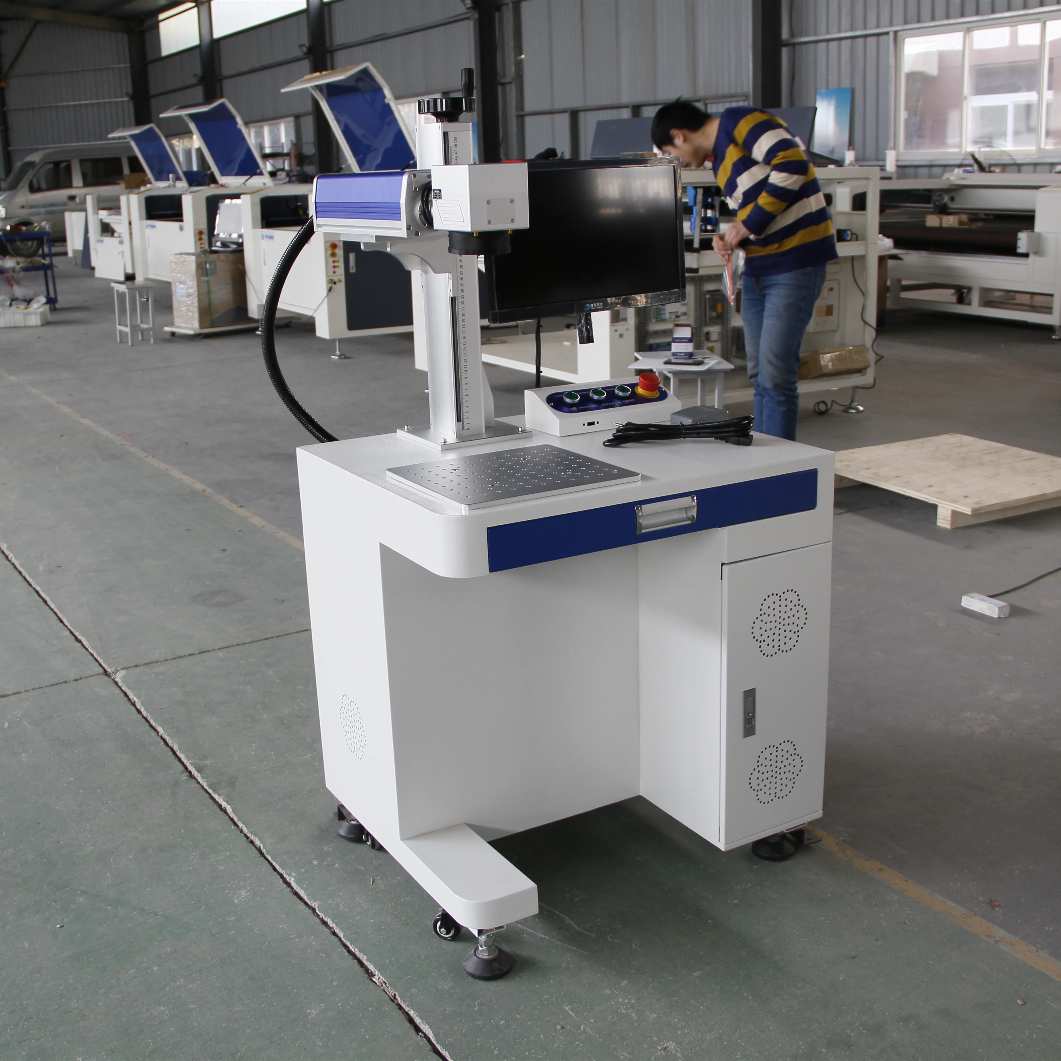 ROBOTEC logo characters numbers bar code fiber laser marking machine for sale