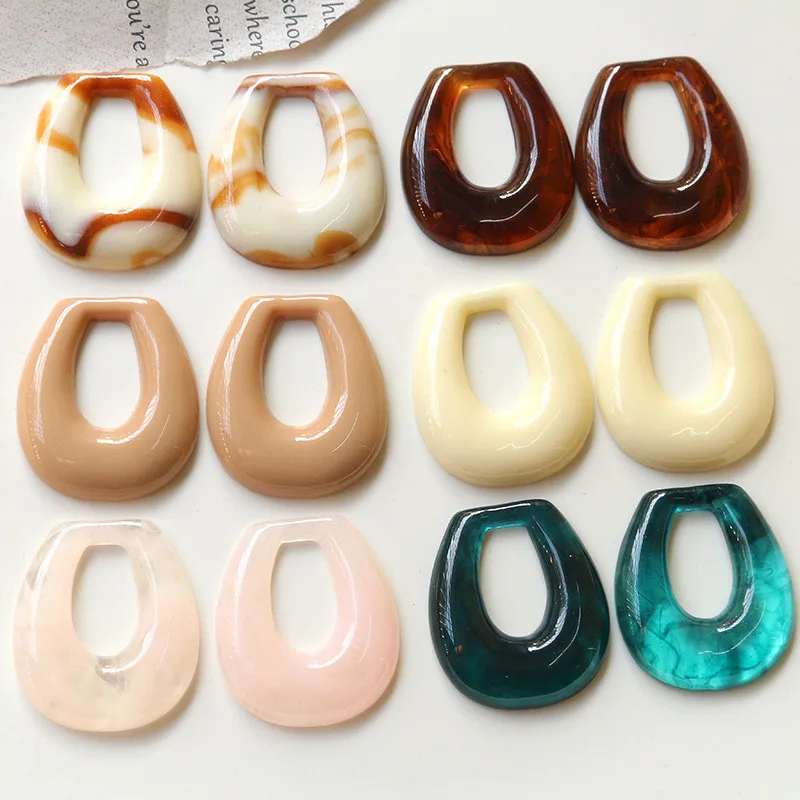 

Wholesale 50pcs/lot color print cartoon Horseshoe shape geoemtry resin beads diy jewelry earring/garment pendant accessory