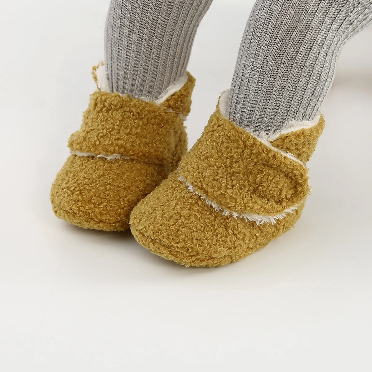 Chaussures pour bébés, pantoufles pour tout-petits, pour garçons et filles, mignonnes, anti-aldes, premiers pas