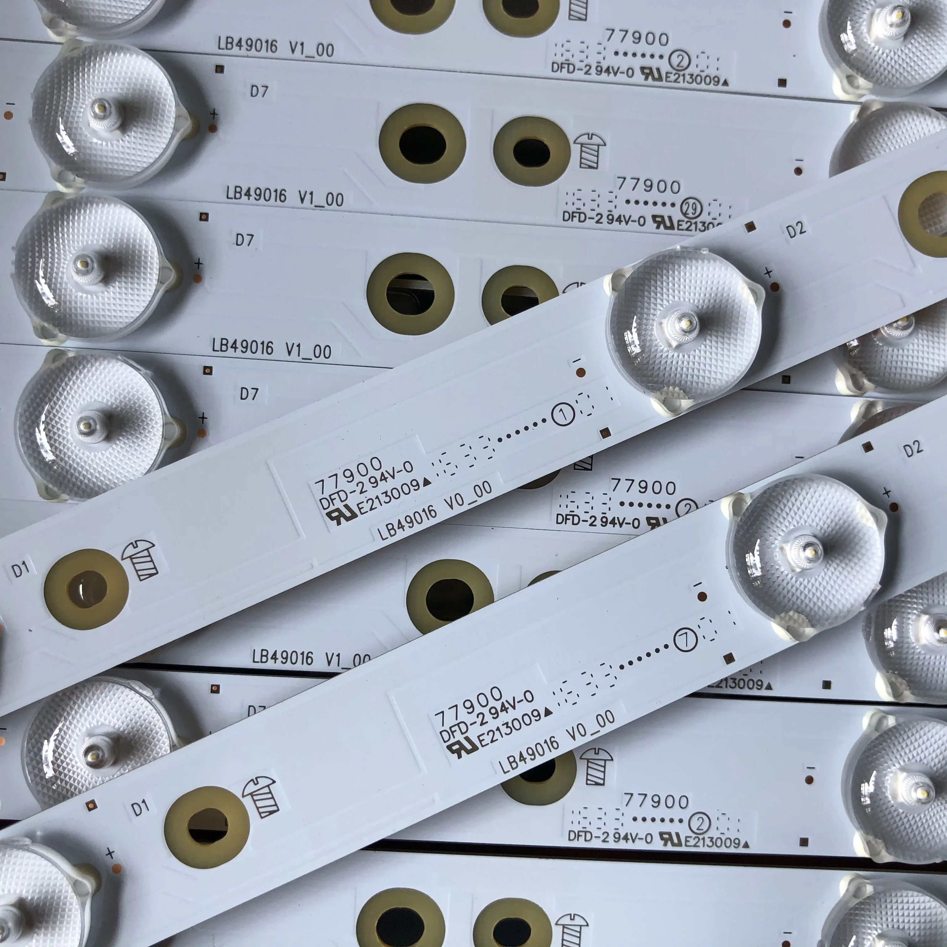 LED Backlight strip for 49PUH4900 49PFS5302/12 49PFS5301/12 49PFS4132 49PFS4131 GJ-2K16-490-D611-P2-R L LBM490E0601-AK-3(R) 3(L)